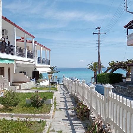 Hippocampus Beach House Polychrono Extérieur photo